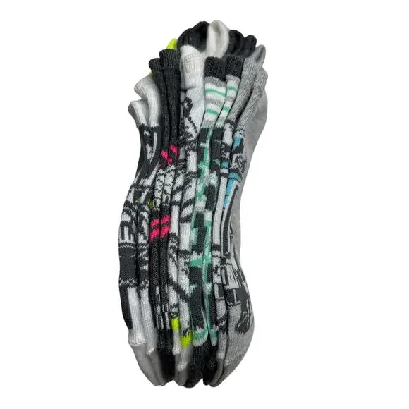 Star Wars Disney Women’s 5 pairs No-Show Socks Sz 9-11 - Picture 3 of 3